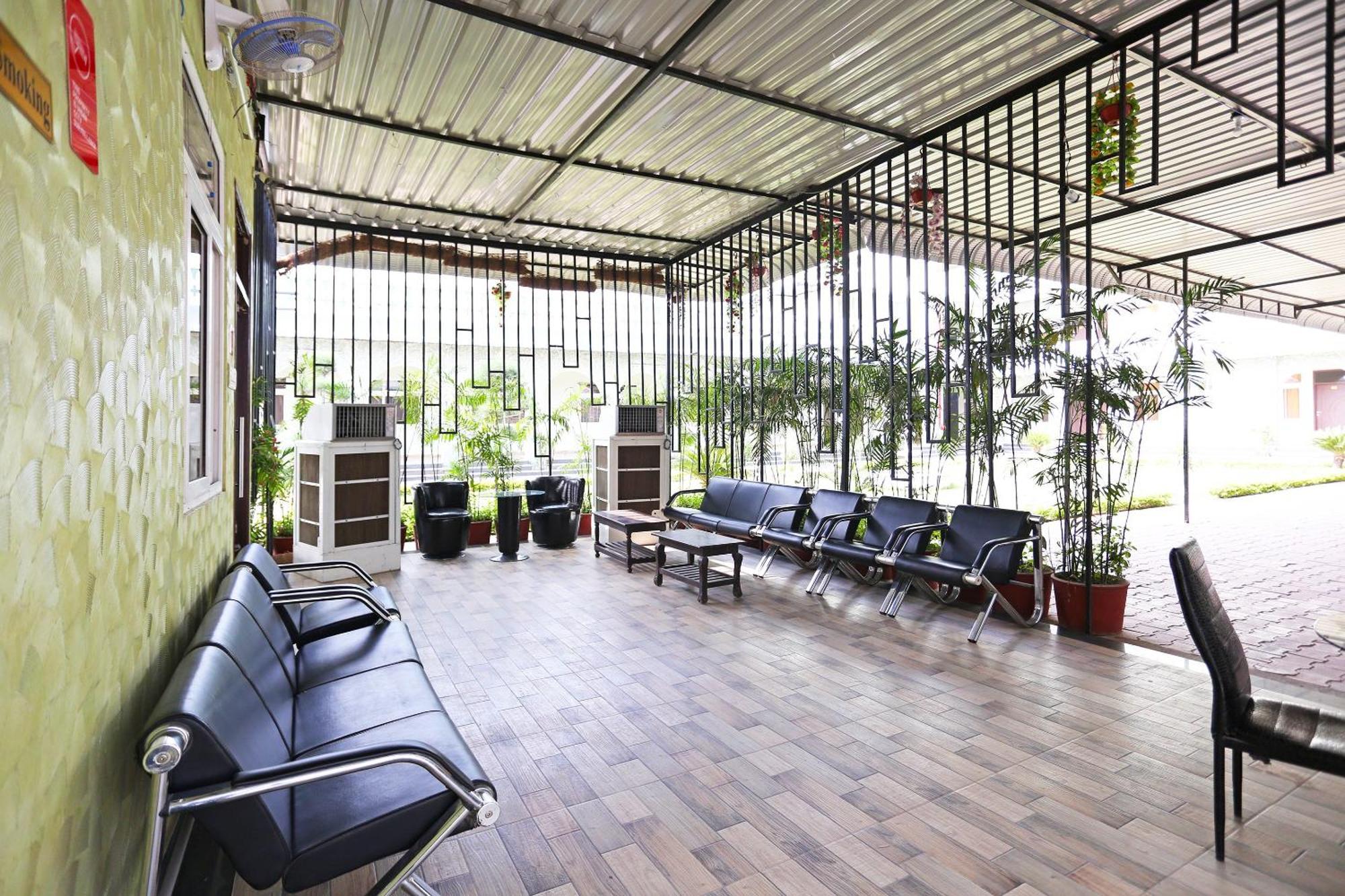 Hotel O Radhika Resort Kota  Eksteriør bilde